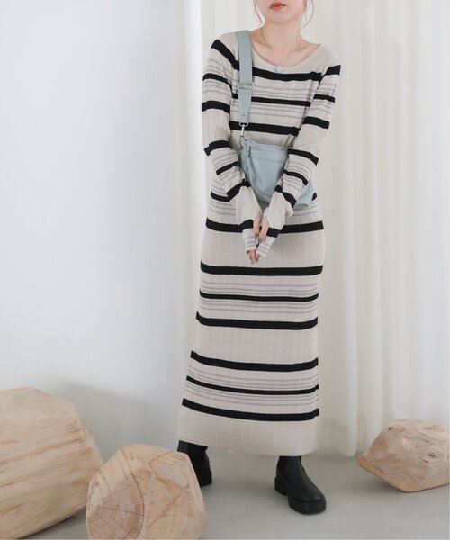 RAY CASSIN（レイカズン）の「ポーチ付きボディバッグ（ショルダーバッグ・レディース・キナリ/ブルー/ブラック・FREE）」の11枚目の写真