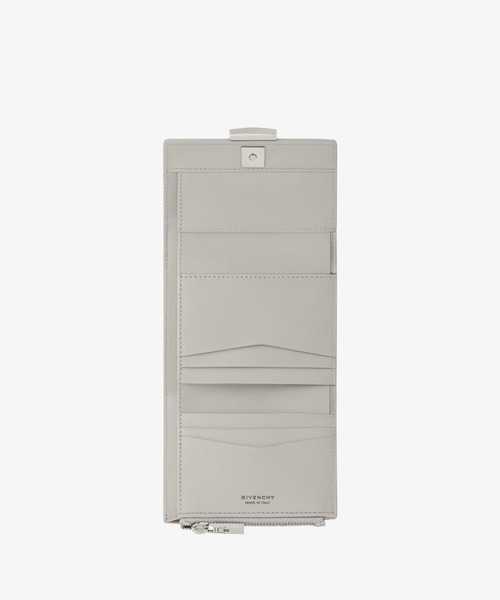 GIVENCHY(ジバンシイ)の「4G trifold wallet in metallized leather(財布・メンズ・シルバー・FREE)」の3枚目の写真