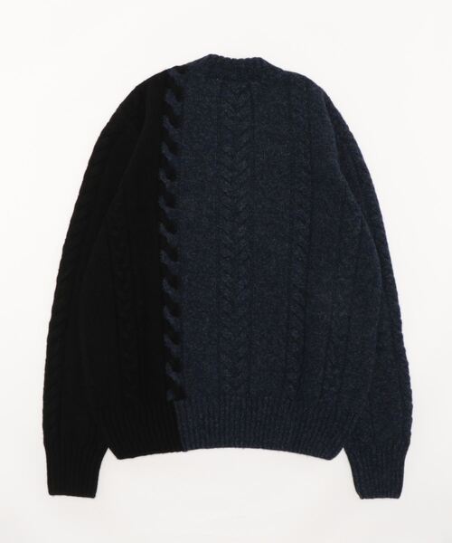 Maison Kitsune(メゾンキツネ)の「BI-COLOR CABLE PULLOVER(ニット/セーター・メンズ・ネイビー系/ダークグレー・M/XL/L/S)」の3枚目の写真