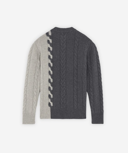 Maison Kitsune(メゾンキツネ)の「BI-COLOR CABLE PULLOVER(ニット/セーター・メンズ・ネイビー系/ダークグレー・M/XL/L/S)」の6枚目の写真