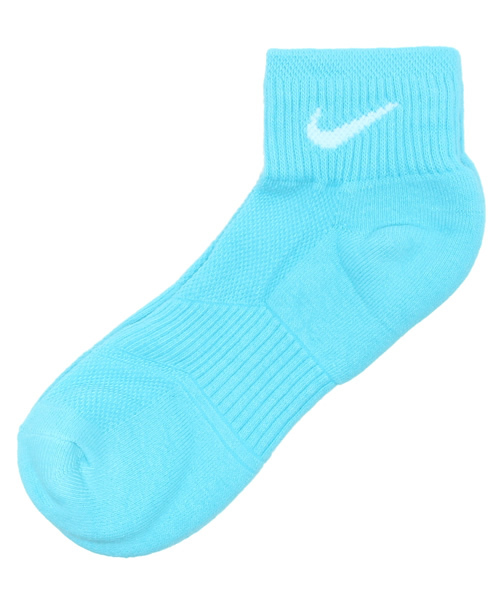 NIKE（ナイキ）の「ウィメンズ 3足セット ナイキ ソックス 3PPK WOMENS CUSHION QUARTER SOCKS SX4733（ソックス/靴下・レディース・ホワイト/マルチ・24cm）」の3枚目の写真