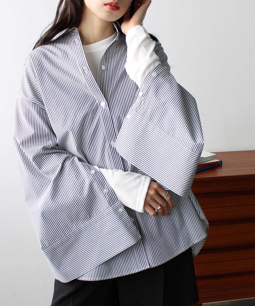 GeeRA（ジーラ）の「袖スリットスリーブシャツ（シャツ/ブラウス・レディース・ブルー/オフホワイト/ブラック・SMALL/MEDIUM/LARGE/X-LARGE）」の9枚目の写真