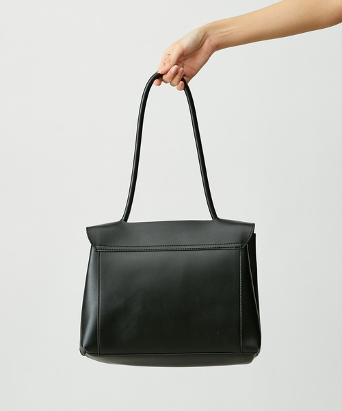 Lui's(ルイス)の「フラップショルダーバッグ(ショルダーバッグ・レディース・ブラック/ブラウン・FREE)」の5枚目の写真