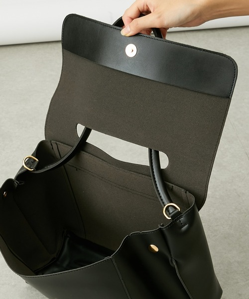 Lui's(ルイス)の「フラップショルダーバッグ(ショルダーバッグ・レディース・ブラック/ブラウン・FREE)」の7枚目の写真