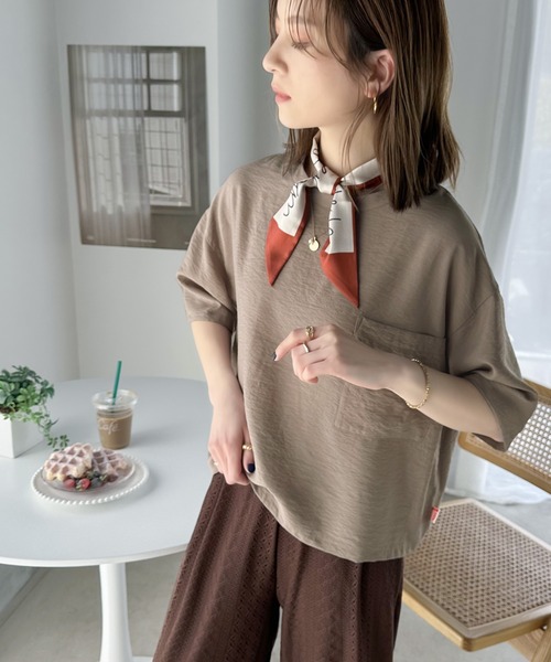 Java(ジャバ)の「《JaVa ジャバコラボ》ワンランクアップ。シアータンブラー5分袖プルオーバー(Tシャツ/カットソー・レディース・モカ/イエロー/オフホワイト/ブラック・X-LARGE/SMALL/MEDIUM/LARGE)」の5枚目の写真