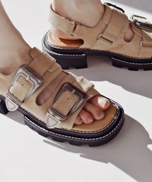 Au BANNISTER | モチーフベルトボリュームソールサンダル(サンダル)