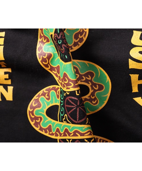 ROTAR(ローター)の「COILING SNAKE Tee(Tシャツ/カットソー・メンズ・バーガンディー/ブラック/グリーン系その他/ホワイト・LARGE/MEDIUM/SMALL/X-LARGE)」の13枚目の写真