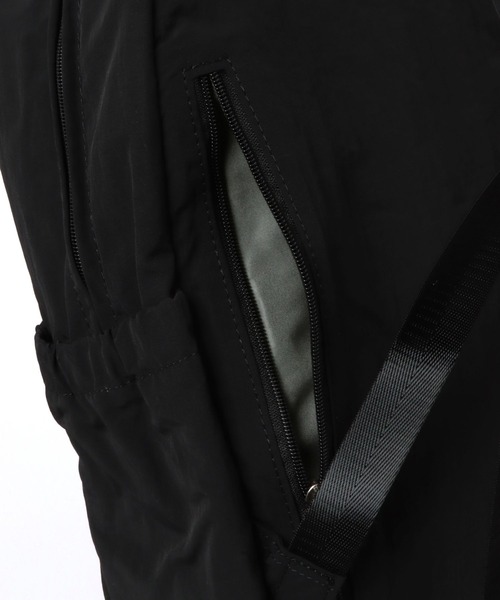 studio CLIP（スタディオクリップ）の「《Legato Largo別注》10ポケットリュック（バックパック/リュック・レディース・ブラック/チャコール・FREE）」の10枚目の写真