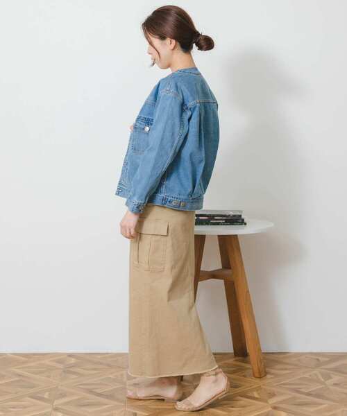 Moname（モナーム）の「MONAME　CREW NECK WORK JACKET（デニムジャケット・レディース・ライトインディゴブルー・FREE）」の10枚目の写真