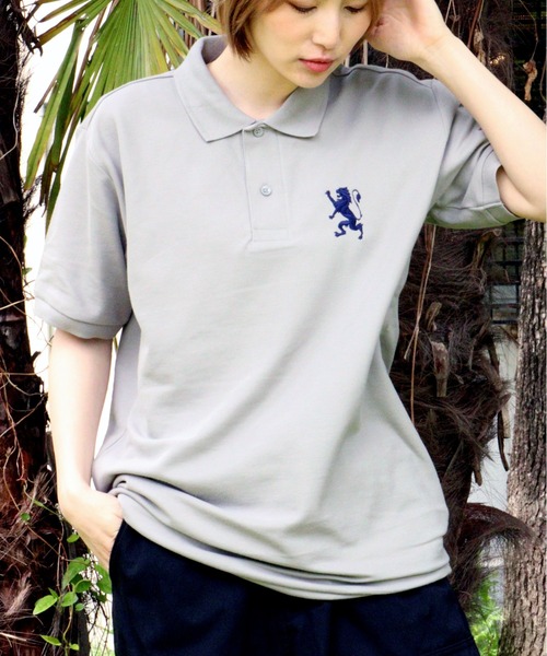 GIORDANO（ジョルダーノ）の「ライオン刺繍 襟デザインUVカットポロシャツ（ポロシャツ・メンズ・グレー/ブラック/ネイビー/ホワイト/ピンク・MEDIUM/LARGE/X-LARGE）」の3枚目の写真