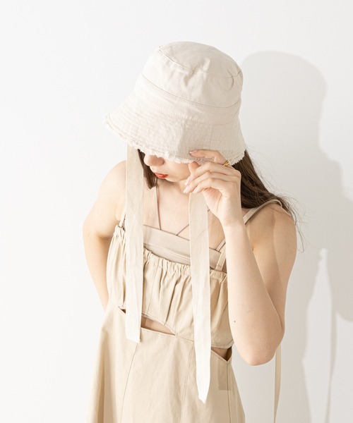 Chico(チコ)の「ヒモ付きバケットハット(ハット・レディース・ブラック/ライトベージュ・FREE)」の4枚目の写真