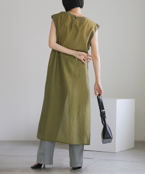 パイピングスリットロングドレス Leja（レジャ）の「【LEJA】袖透け感花柄レース配色パイピング