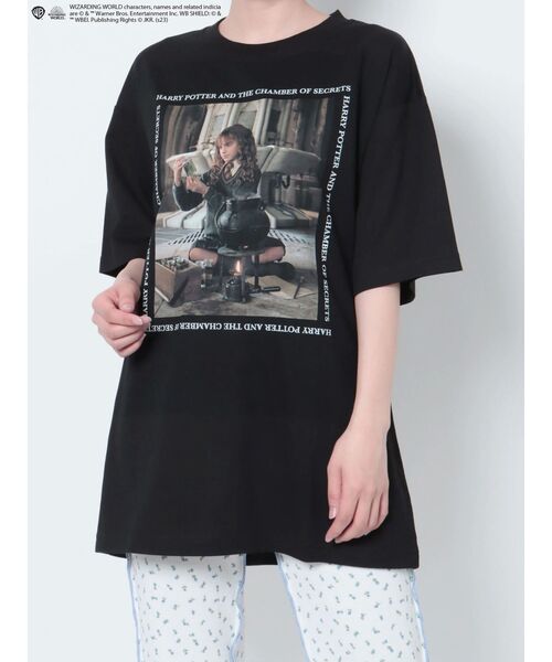 merry jenny(メリージェニー)の「ハーマイオニーBigTシャツ(Tシャツ/カットソー・レディース・オフホワイト/ブラック・FREE)」の9枚目の写真