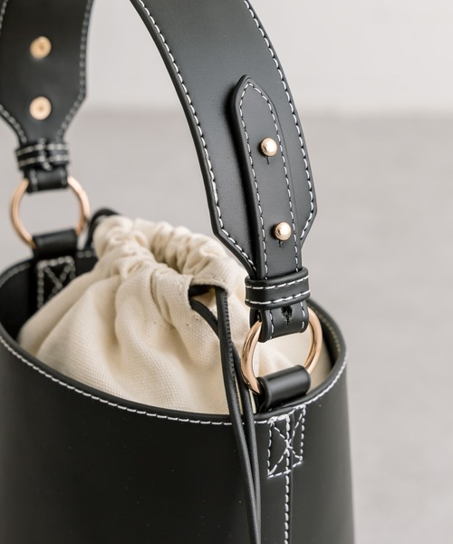loti（ロティ）の「loti 巾着付きバケツBAG（ハンドバッグ・レディース・ブラウン/ブラック・ONE SIZE）」の17枚目の写真