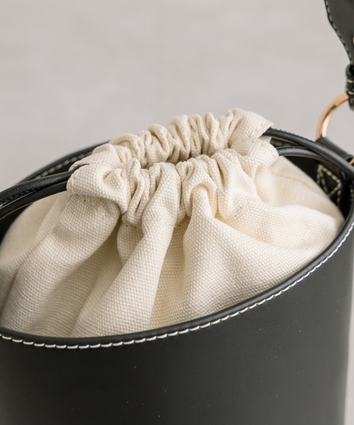 loti（ロティ）の「loti 巾着付きバケツBAG（ハンドバッグ・レディース・ブラウン/ブラック・ONE SIZE）」の18枚目の写真