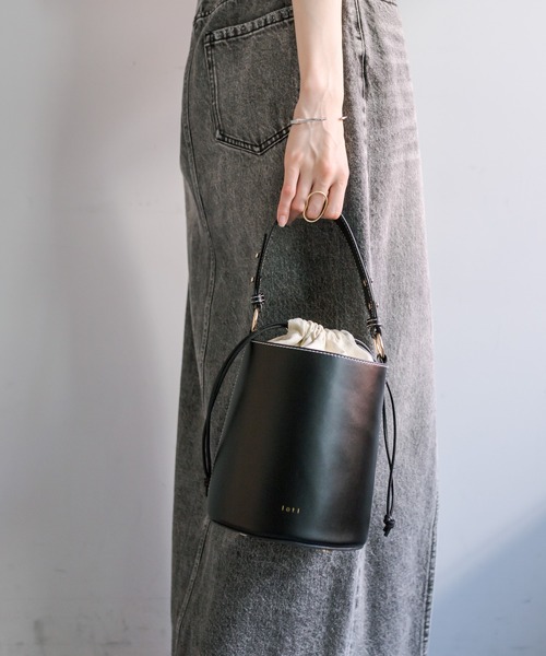 loti（ロティ）の「loti 巾着付きバケツBAG（ハンドバッグ・レディース・ブラウン/ブラック・ONE SIZE）」の11枚目の写真