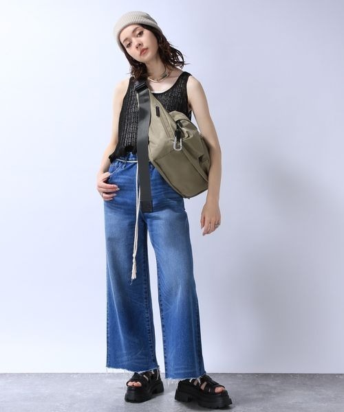 JEANASIS（ジーナシス）の「チビフリルシャイニーニットNS/964469（ベスト・レディース・グリーン/ブラック/グレー・FREE）」の9枚目の写真