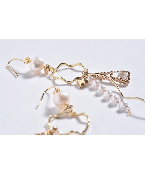 tone（トーン）の「【Astyle】パール×ビジューサークルステンレスピアス(MA)（ピアス（両耳用）・レディース・ゴールド・FREE）」の3枚目の写真