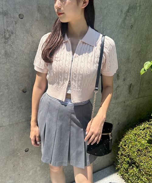 one after another NICE CLAUP(ワンアフターアナザーナイスクラップ)の「ダブルジップワンポイント刺繍ケーブルニット(ニット/セーター・レディース・ネイビー/ライトピンク/杢グレー/オフホワイト・FREE)」の14枚目の写真