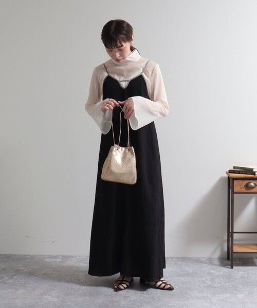 fredy emue(フレディエミュ)の「【オケージョン対応】楊柳配色パイピングキャミワンピース(ワンピース・レディース・ラベンダー/ブラック/ベージュ・38)」の22枚目の写真