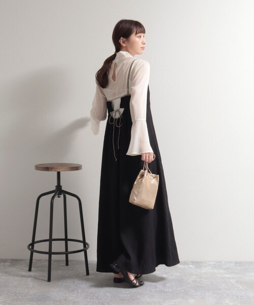 fredy emue(フレディエミュ)の「【オケージョン対応】楊柳配色パイピングキャミワンピース(ワンピース・レディース・ラベンダー/ブラック/ベージュ・38)」の10枚目の写真