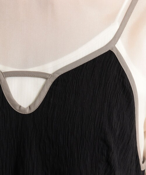 fredy emue(フレディエミュ)の「【オケージョン対応】楊柳配色パイピングキャミワンピース(ワンピース・レディース・ラベンダー/ブラック/ベージュ・38)」の4枚目の写真