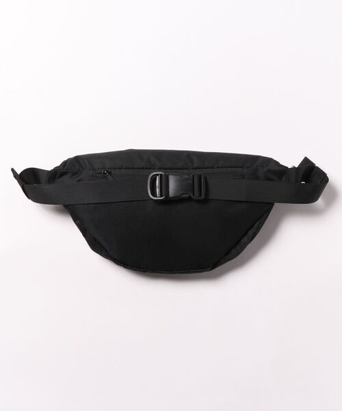 anello(アネロ)の「(LF)【anello】軽量・はっ水加工 ボディバッグ(ボディバッグ/ウエストポーチ・レディース・オリーブ/ブラック/ネイビー/ライトベージュ・ONE SIZE)」の18枚目の写真