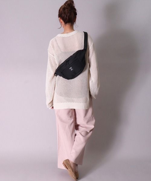 anello(アネロ)の「(LF)【anello】軽量・はっ水加工 ボディバッグ(ボディバッグ/ウエストポーチ・レディース・オリーブ/ブラック/ネイビー/ライトベージュ・ONE SIZE)」の5枚目の写真