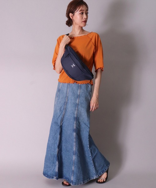 anello(アネロ)の「(LF)【anello】軽量・はっ水加工 ボディバッグ(ボディバッグ/ウエストポーチ・レディース・オリーブ/ブラック/ネイビー/ライトベージュ・ONE SIZE)」の8枚目の写真