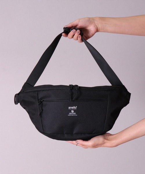 anello(アネロ)の「(LF)【anello】軽量・はっ水加工 ボディバッグ(ボディバッグ/ウエストポーチ・レディース・オリーブ/ブラック/ネイビー/ライトベージュ・ONE SIZE)」の9枚目の写真