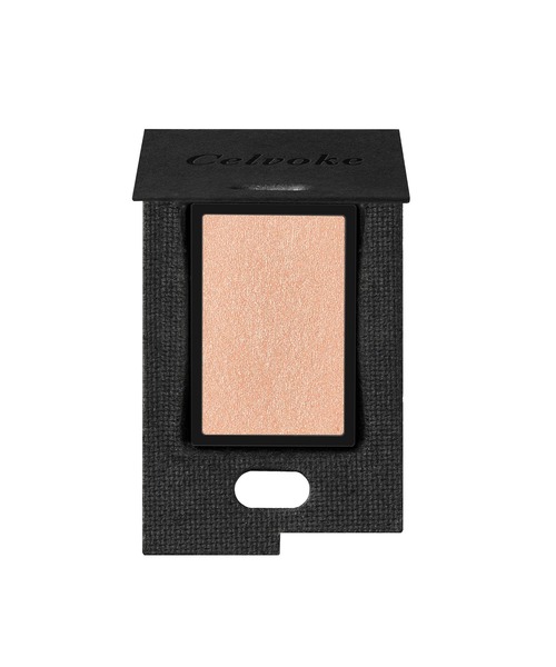 Celvoke（セルヴォーク）の「Celvoke / ヴァティック アイズ 24～32（アイシャドウ・レディース・２３ クラッシュシルバー/２１ スターダスト/２２ フォレストゴールド/２４ ミントミスト/２５ クラッシィピンク/２６ アーモンド/３２ コズミックサンド/２９ ギャラクシー/３１ マーズバレー/３０ ハーモニーバース/２８ シグナス/２７ コスモスライツ・FREE）」の8枚目の写真