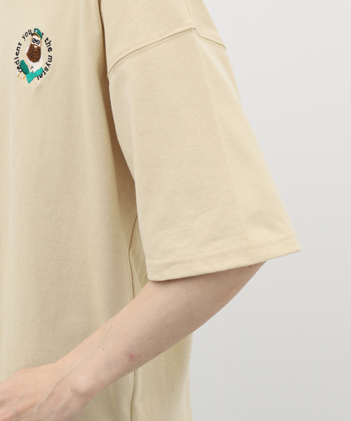 B.C STOCK（ベーセーストック）の「SMILE MOJYA刺繍半袖Tシャツ（Tシャツ/カットソー・メンズ・グリーン/ホワイト/ベージュ/ブラック系その他・LARGE/MEDIUM）」の15枚目の写真