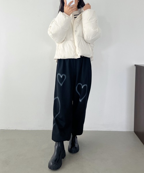 CLEA（クレア）の「ハートペイントモチーフ ボリュームスウェットパンツ（その他パンツ・レディース・ホワイト/ブラック/カーキ・FREE）」の19枚目の写真