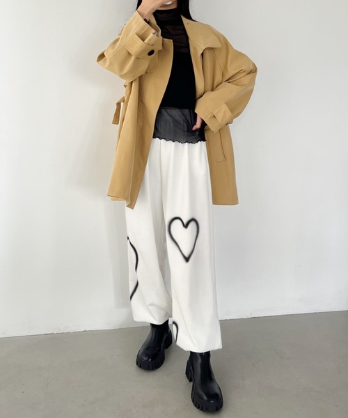 CLEA（クレア）の「ハートペイントモチーフ ボリュームスウェットパンツ（その他パンツ・レディース・ホワイト/ブラック/カーキ・FREE）」の11枚目の写真