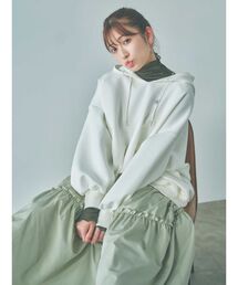 dazzlin | 【吉田朱里コラボ】ユニセックスコクーンフーディ(パーカー)