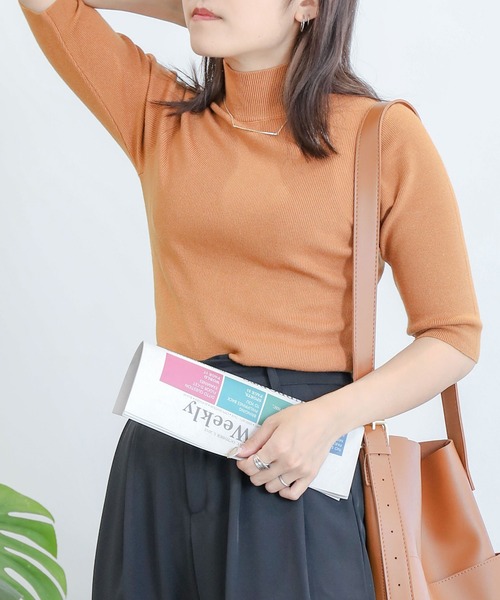 aimoha（アイモハ）の「ハイネックニットトップス (SS)（ニット/セーター・レディース・オフホワイト/ネイビー/ライトグレー/チョコ/ブラック/ブラウン/ホワイト・MEDIUM/LARGE/X-LARGE）」の5枚目の写真