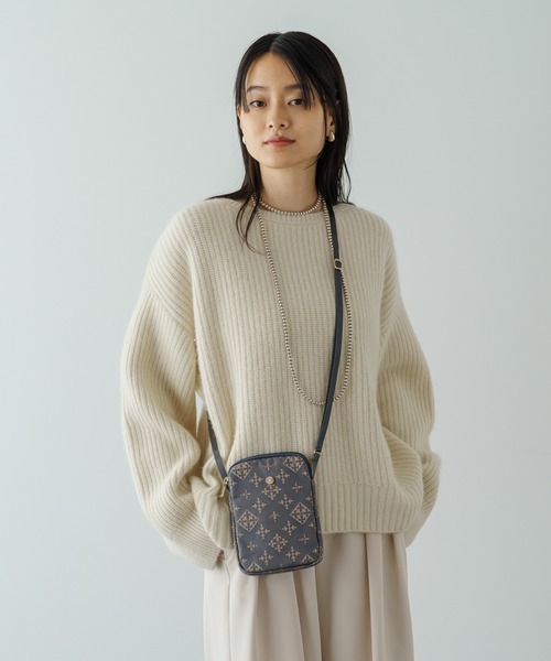 russet（ラシット）の「《WEB限定》スマホショルダー(Z-140-WEB