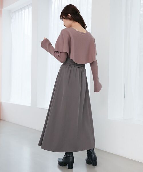 MAJESTIC LEGON（マジェスティックレゴン）の「チェーン付きケープセットニット（ニット/セーター・レディース・ブルー/ブラック/アイボリー/ピンク・MEDIUM）」の6枚目の写真