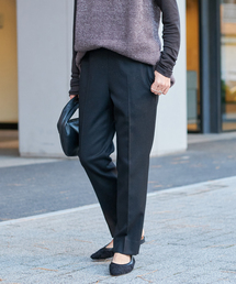 IENA（イエナ）の「サキソニーテーパードパンツ（スラックス・レディース）」