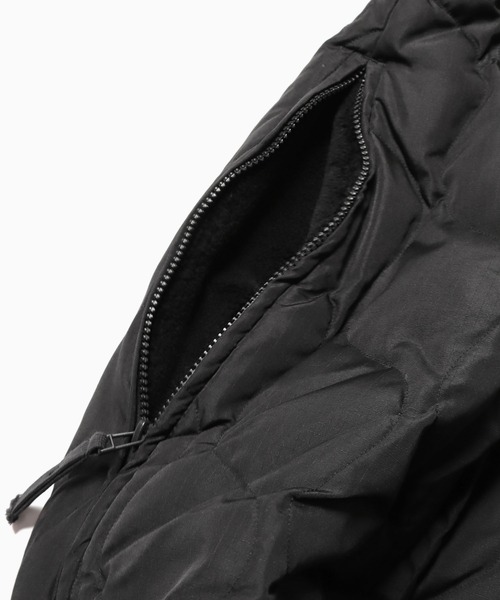 ☆うにゃ‼️新品未使用☆タイオン☆MILITARY DOWN CAPE☆黒☆ TAION ダウンジャケット ダウン 「TAION / タイオン」MILITARY