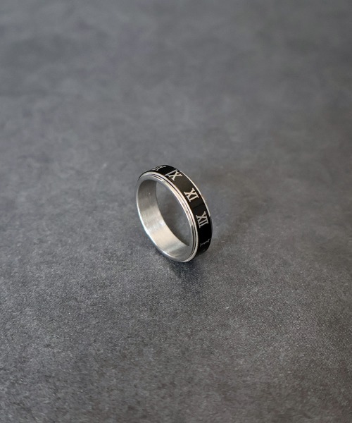 4INT.（フォイント）の「ローマナンバーリング / サージカルステンレス316L (金属アレルギー対応)（リング・メンズ・シルバー・16号/18号）」の7枚目の写真