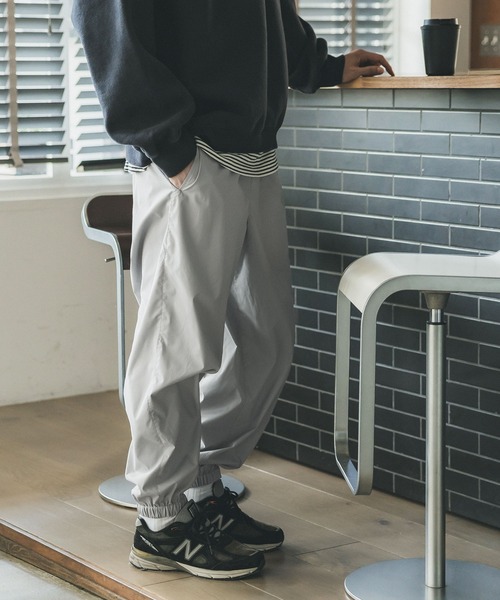 coca（coca）（コカ）の「メンズ　ナイロンイージートラックジョガーパンツ（その他パンツ・メンズ・グレー/ブラック・M/XL/L）」の8枚目の写真