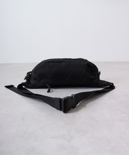 THRASHER(スラッシャー)の「THRASHER WAIST BAG(ボディバッグ/ウエストポーチ・メンズ・ブラック・FREE)」の5枚目の写真