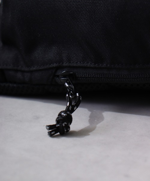 THRASHER(スラッシャー)の「THRASHER WAIST BAG(ボディバッグ/ウエストポーチ・メンズ・ブラック・FREE)」の11枚目の写真