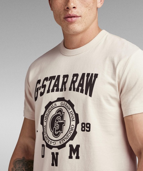 G-STAR（ジースター）の「COLLEGIC T-SHIRT/カレッジT/グラフィックロゴ（Tシャツ/カットソー・メンズ・ダークブラック/オフホワイト/レッド系その他・X-SMALL/X-LARGE/SMALL/MEDIUM/LARGE）」の9枚目の写真