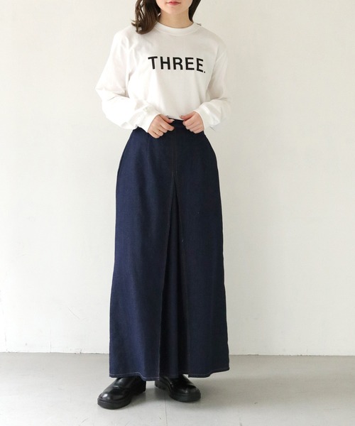 HER CLOSET(ハークローゼット)の「【shemoshelly】WEB限定THREEロゴロンT(Tシャツ/カットソー・レディース・オフホワイト/ブラック・M/S)」の21枚目の写真