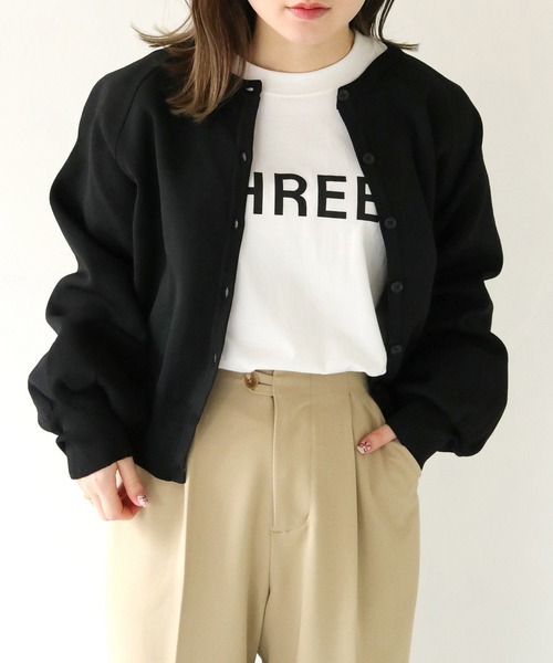 HER CLOSET(ハークローゼット)の「【shemoshelly】WEB限定THREEロゴロンT(Tシャツ/カットソー・レディース・オフホワイト/ブラック・M/S)」の12枚目の写真