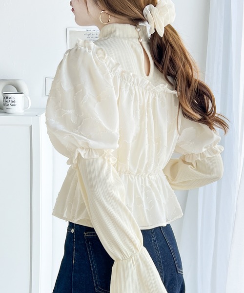 mily bilet(ミウィビレット)の「【mily bilet】着回し力抜群。シアージャガードトップス使いキャンディーリブハイネックカットソーアンサンブル(シャツ/ブラウス・レディース・アイボリー/ブラック/ベージュ・LARGE/X-LARGE/SMALL/MEDIUM)」の15枚目の写真