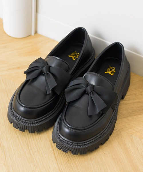 ems excite(エムズエキサイト)の「リボンローファー(その他シューズ・レディース・ブラック/オフホワイト・MEDIUM/LARGE)」の14枚目の写真