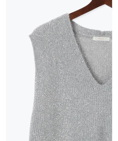 Te chichi（テチチ）の「アソートヤーンVネックニットベスト（ニット/セーター・レディース・ベージュ/シルバー/オフホワイト・F）」の17枚目の写真